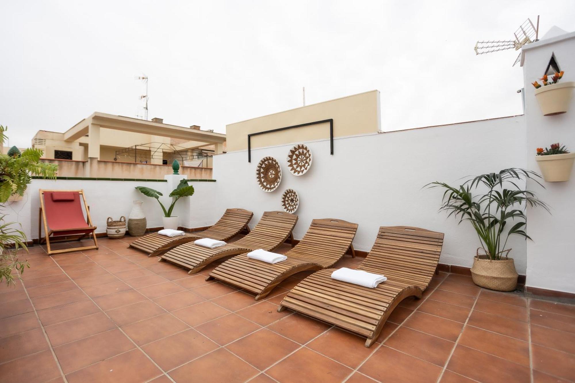Naim Guest House Nerja Exterior photo