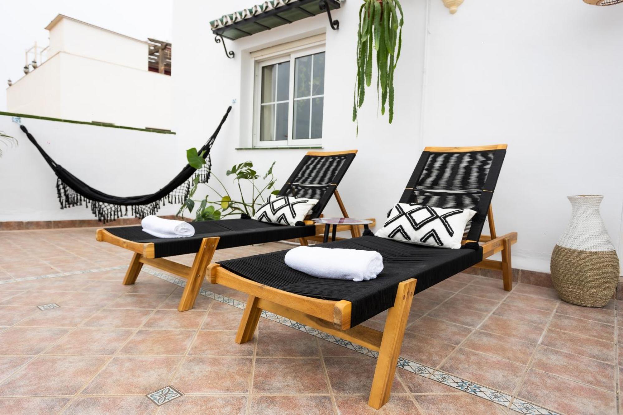 Naim Guest House Nerja Exterior photo