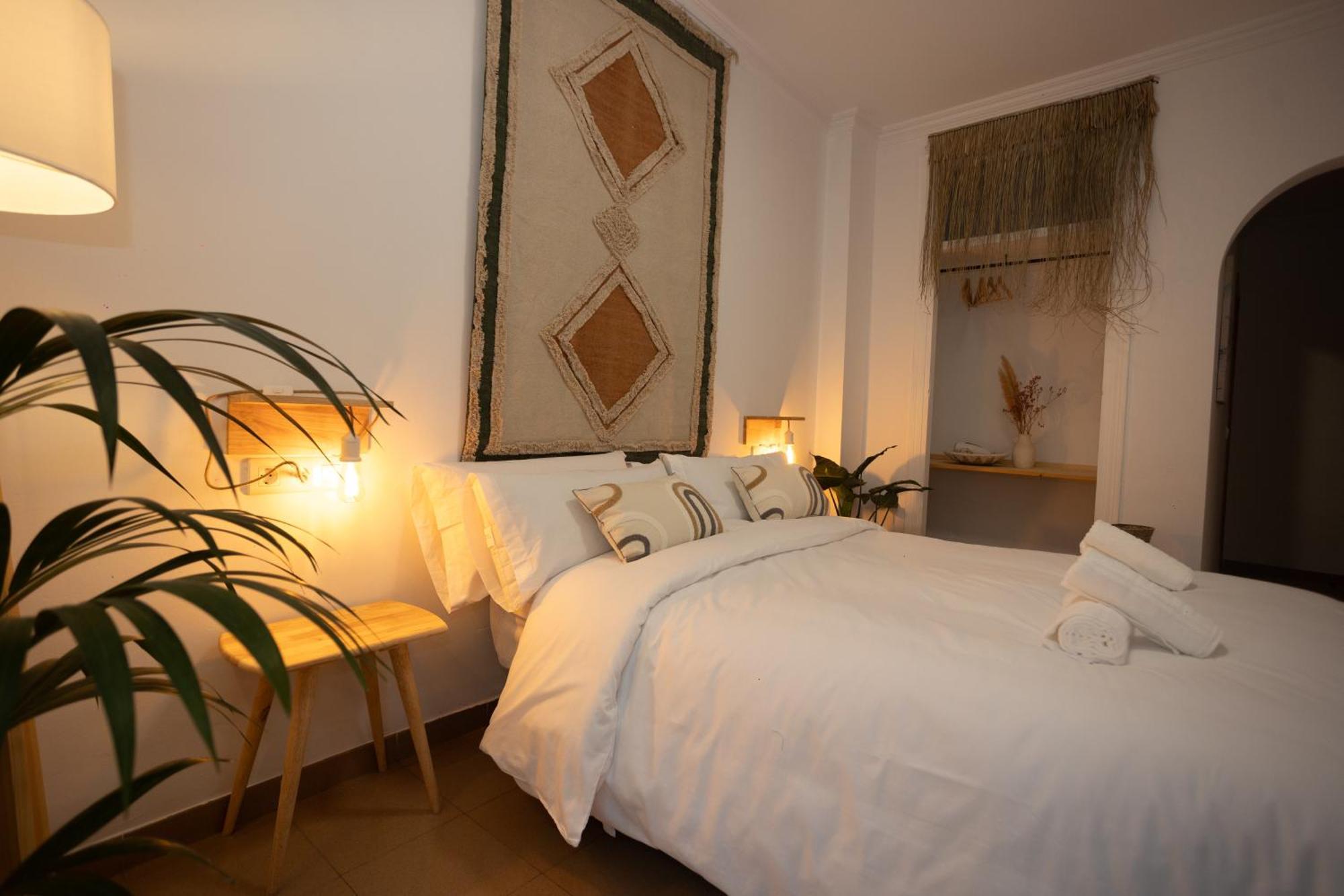 Naim Guest House Nerja Exterior photo