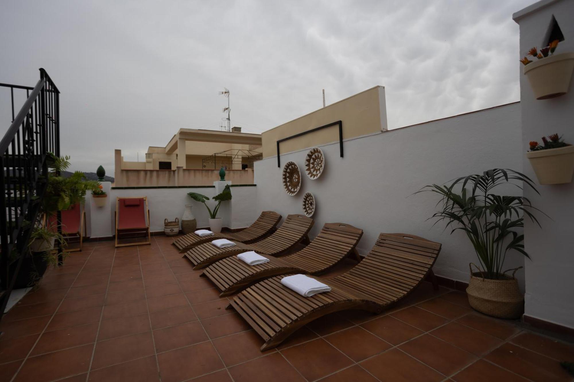Naim Guest House Nerja Exterior photo