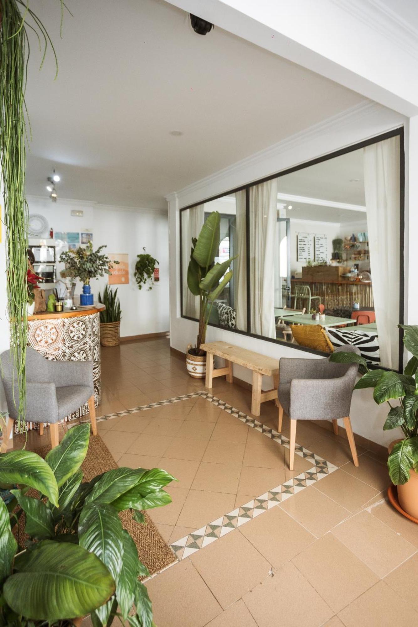 Naim Guest House Nerja Exterior photo