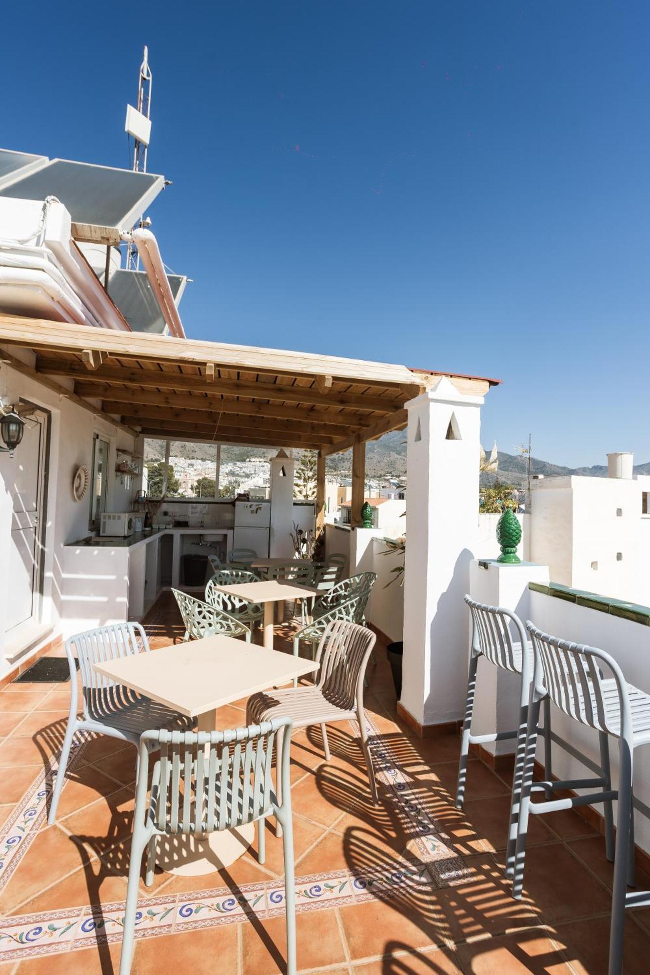 Naim Guest House Nerja Exterior photo