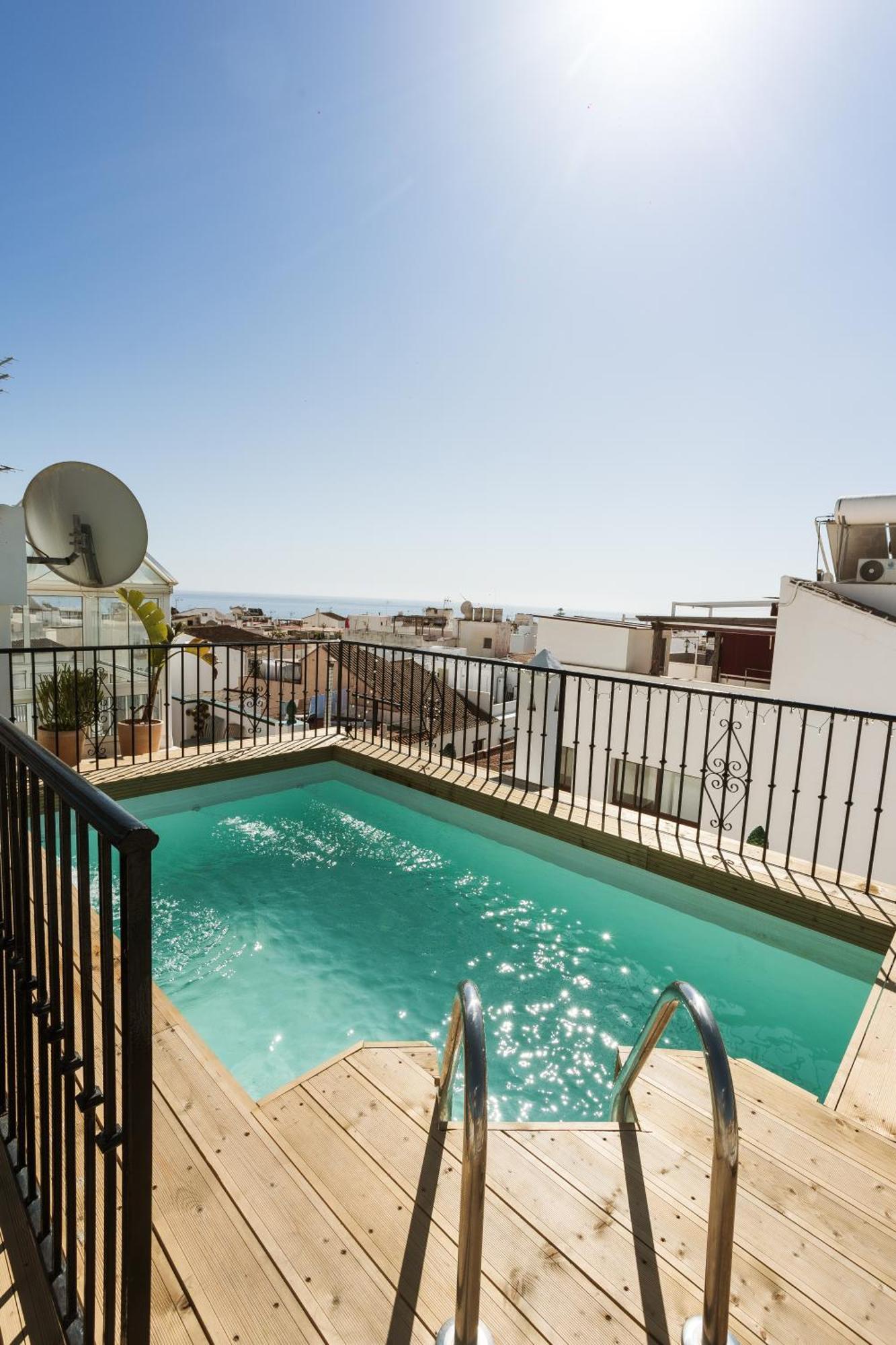 Naim Guest House Nerja Exterior photo